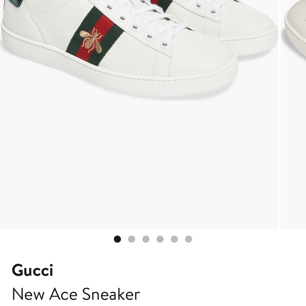 Gucci White and Green Athletic Sneakers with Signature Web Stripe.  Used shoes.
